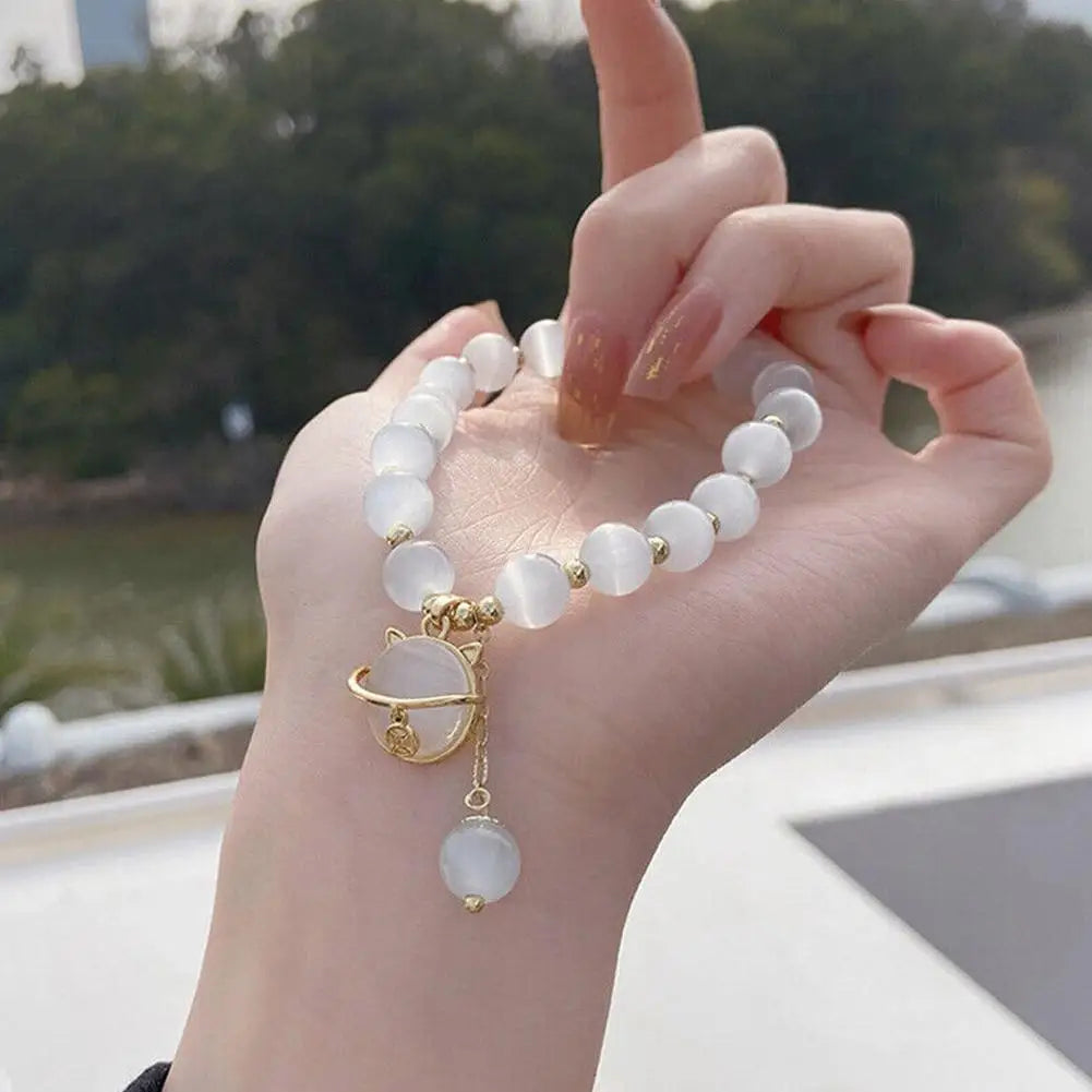 Perlenarmband mit Glückskatzen-Anhänger
